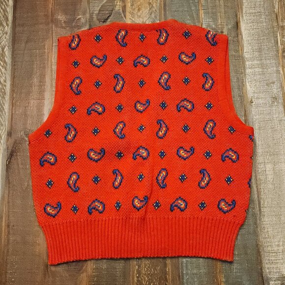 VINTAGE WOMENS PENDLETON CARDIGAN SWEATER VEST WITH PAISLEY PATTERN - Picture 2 of 9